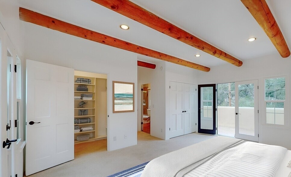 Building Photo - 25648 Timpangos Dr