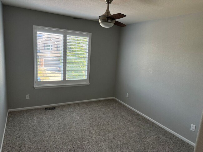 Building Photo - Greenbelt-Backed Wheatlands Home - Mountain Views, 3 Car Garage & Finished Basement