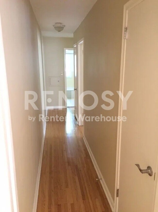 Building Photo - Fully Renovated 2BR / 2BA Home in Prime Whittier-Uptown Location