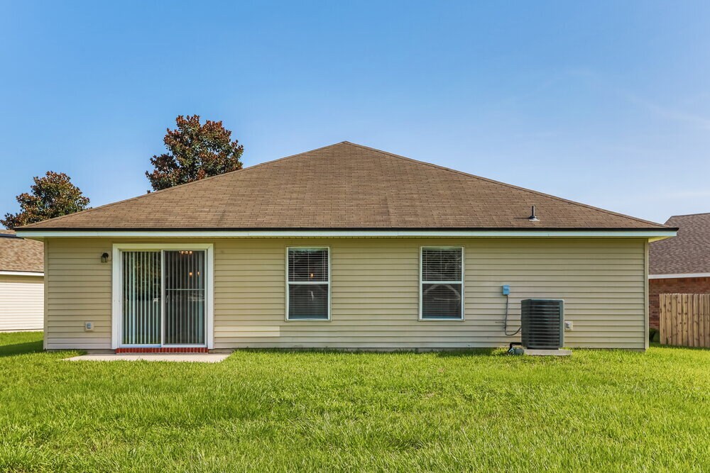 Building Photo - 2600 Creek Ridge Dr