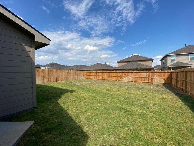 Building Photo - 2023-BUILT ONE STORY, 3 BEDROOM, 2 BATH