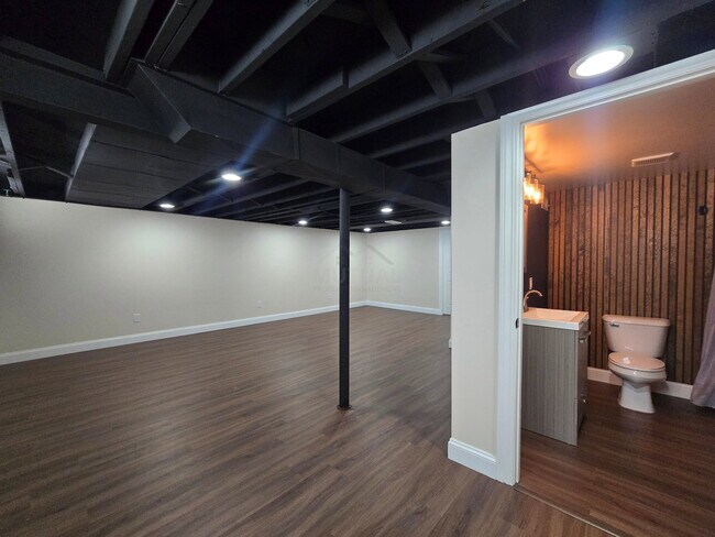 Building Photo - 29414 Sherry
