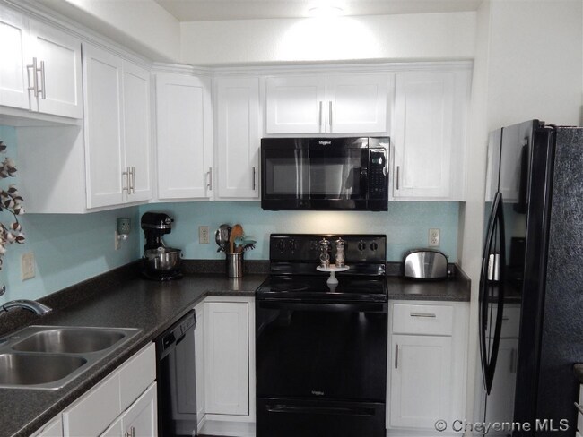 Building Photo - 6505 Painted Rock Trl