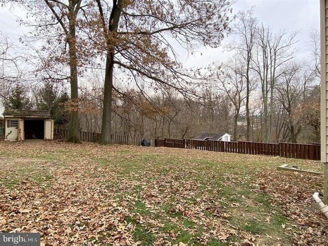 Building Photo - 3300 Upton Rd