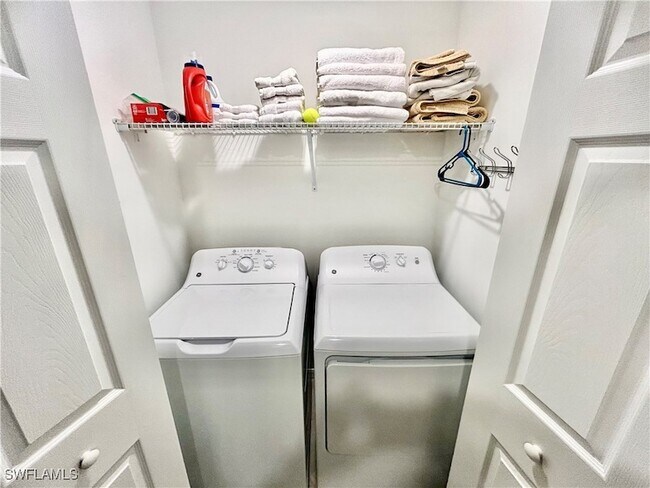 Building Photo - 43989 Boardwalk Loop