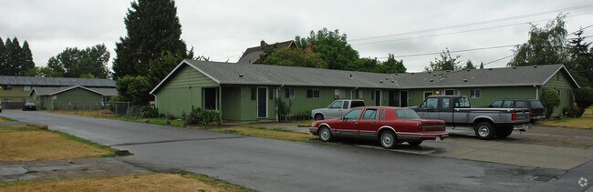 Building Photo - Savage Road Apartments