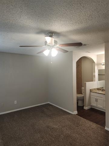 Building Photo - 208 Cambridge Dr