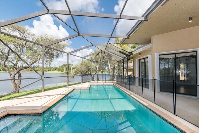 Building Photo - 1051 Woodfall Ct