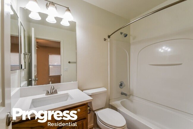 Building Photo - 34923 N 30th Ave