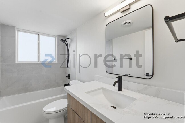 Building Photo - 4142 E Calle Redonda