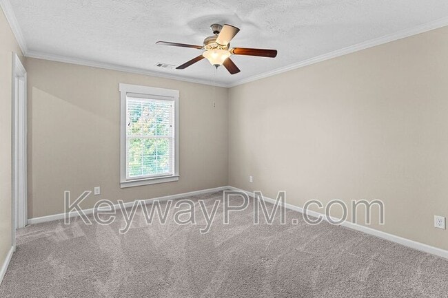 Building Photo - 582 Bunchgrass St