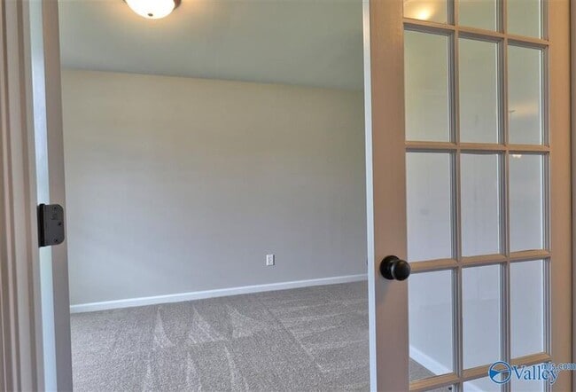 Building Photo - 106 Hulsey Ln