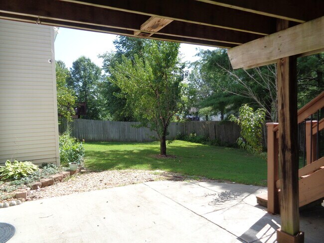 Building Photo - 3801 Blue Cedar Ln