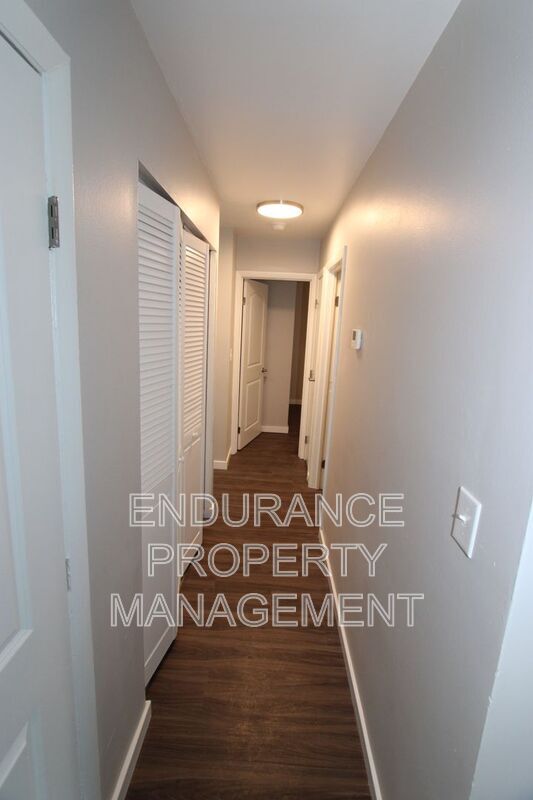 Building Photo - 918 Dennison Ave