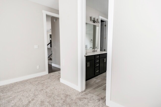 Building Photo - 8791 Culebra Ct