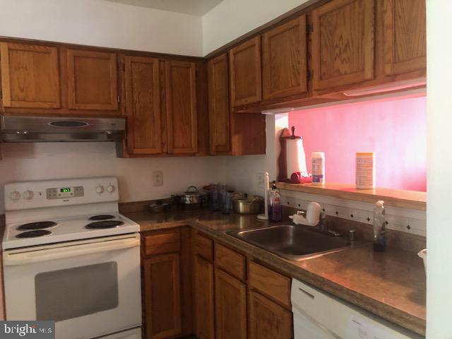 Building Photo - 20418 Summersong Ln