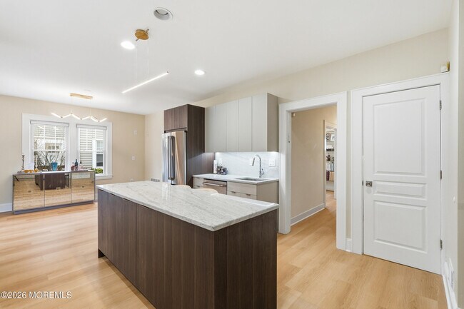 Building Photo - 14 Norwood Ct