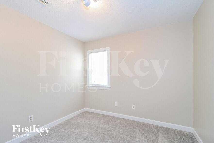 Building Photo - 7 Swiftcreek Ct