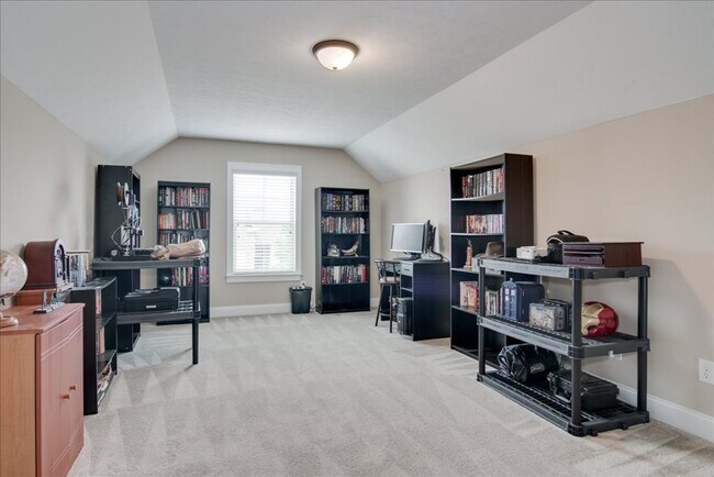 Building Photo - 632 Shipley Ave