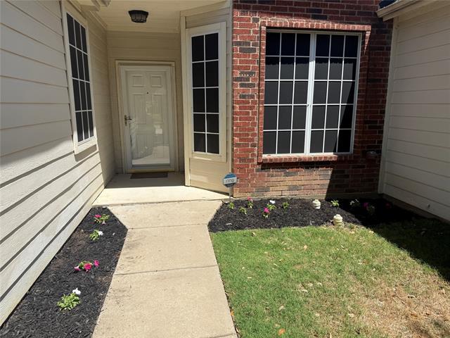 Primary Photo - 205 Bexar Dr