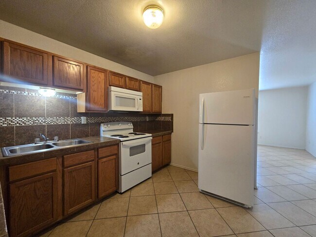 Building Photo - SECTION 8/HUD ACCEPTED & FIRST FULL MONTH $99 - AVAILABLE NOW!