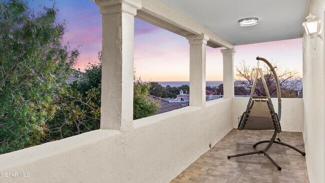Building Photo - 871 Via Alegre Ln