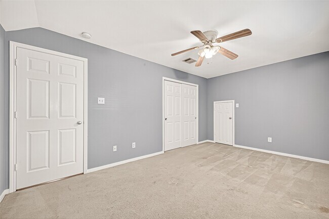 Building Photo - 1903 Amber Trail Ln