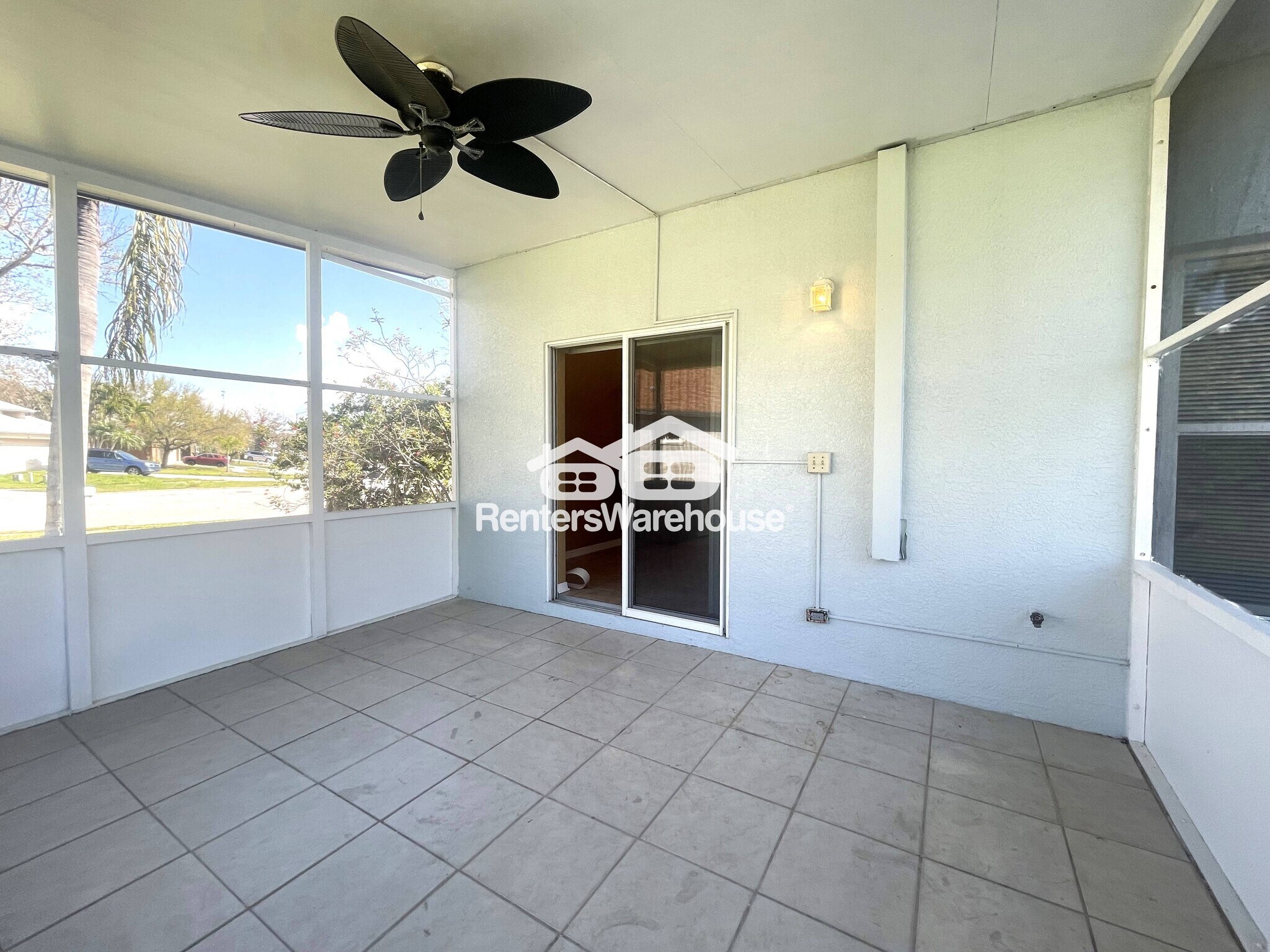 Building Photo - 884 Addison Dr NE