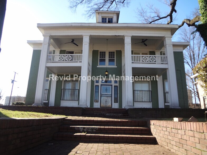 Primary Photo - 1435 Madison Ave