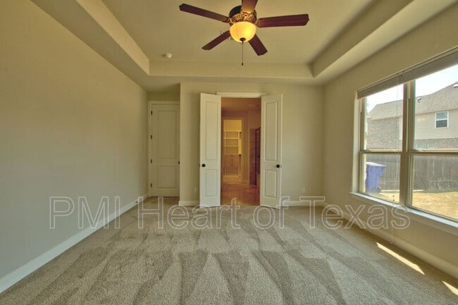 Building Photo - 1703 Elkins Ln