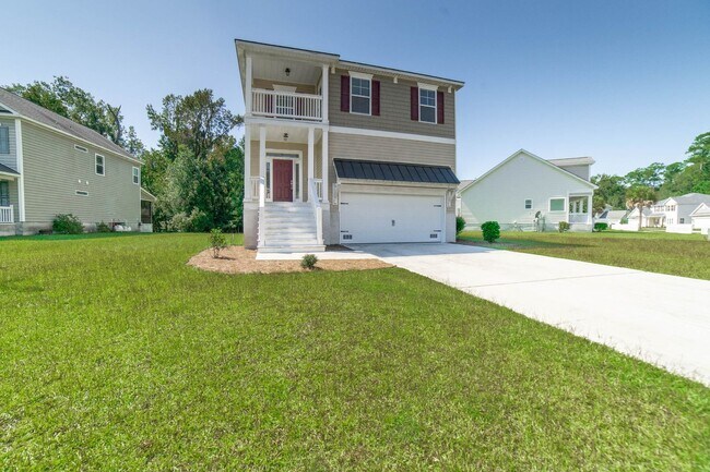 Building Photo - Available Now! ?? ?? ??!