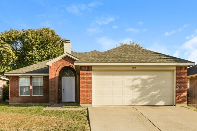 Building Photo - 327 Tioga Dr