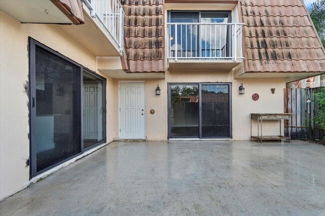 Building Photo - 557 Green Springs Pl