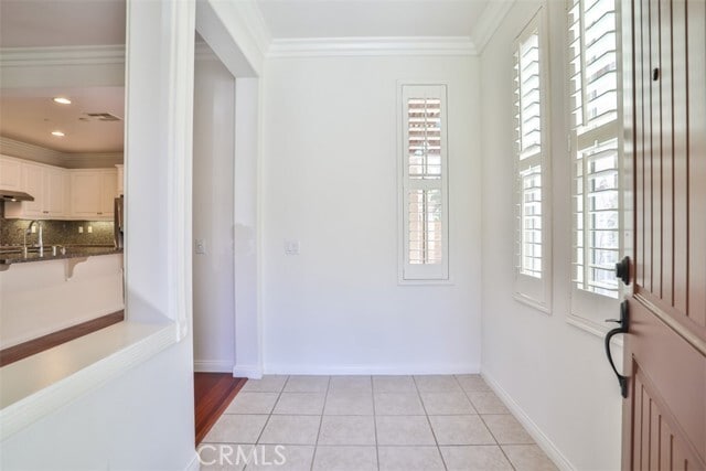 Building Photo - 59 Pathway