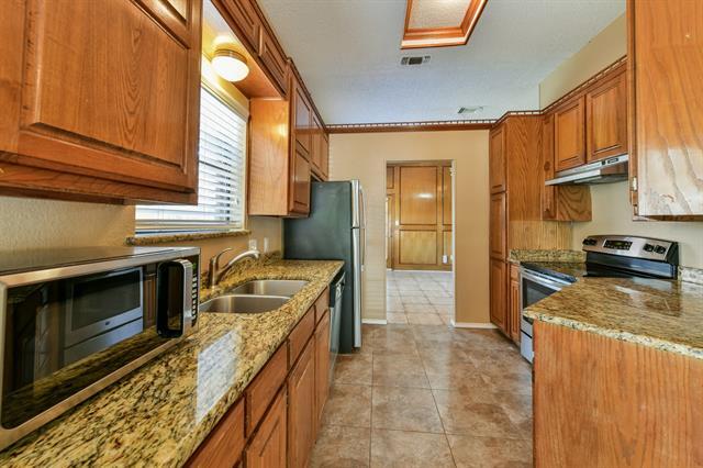 Building Photo - 6412 Woodcreek Trail