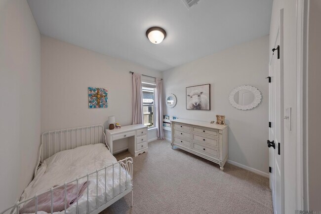 Building Photo - 1343 Rustic Pine Dr