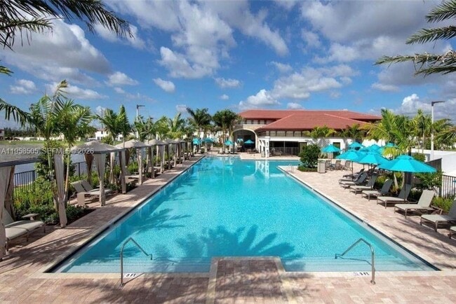 Building Photo - 3326 W 112th St