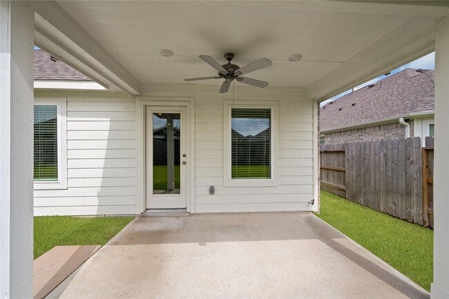 Building Photo - 8635 Jetty Glen Dr