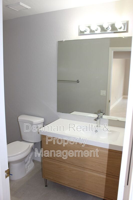 Building Photo - 6815 S 41st Ln