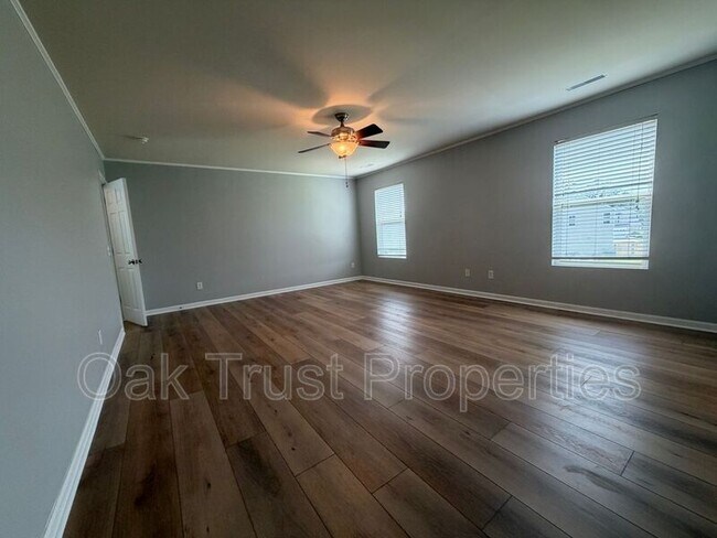 Building Photo - 701 Greymohr Ln