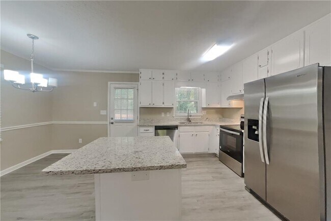 Building Photo - 5265 Concord Ridge Dr SW