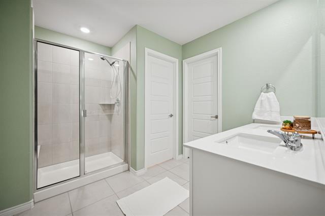 Building Photo - 907 Marigold St