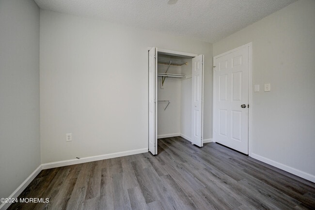 Building Photo - 44 Mariners Cove