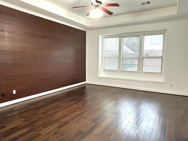 Building Photo - 17423 Hanoverian Dr