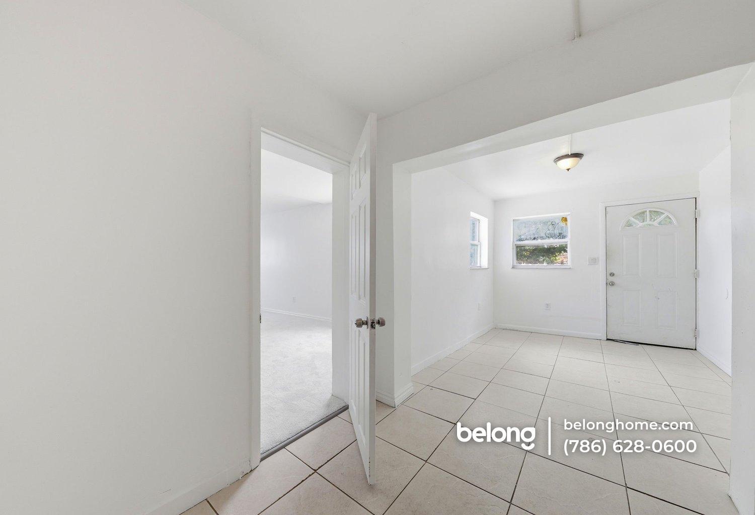 Building Photo - 280 Seaman Ave