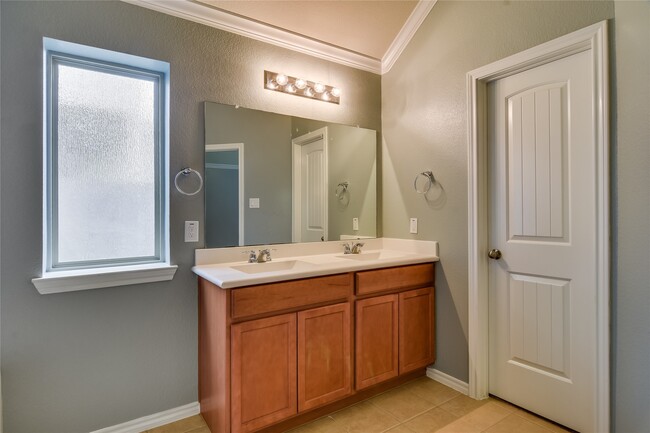 Building Photo - 2915 Kainer Meadows Ln