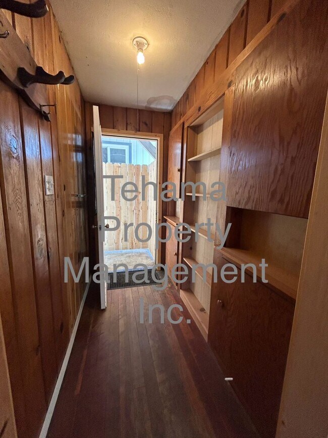 Building Photo - Los Molinos Studio with Mini Split Air Con...