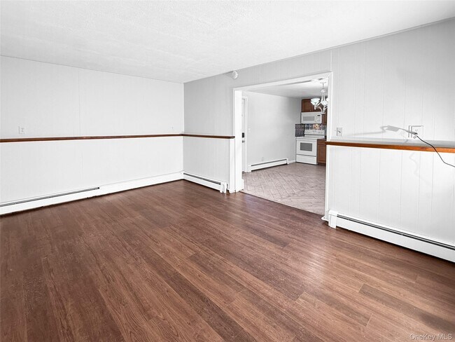 Building Photo - 83 Kent Rd