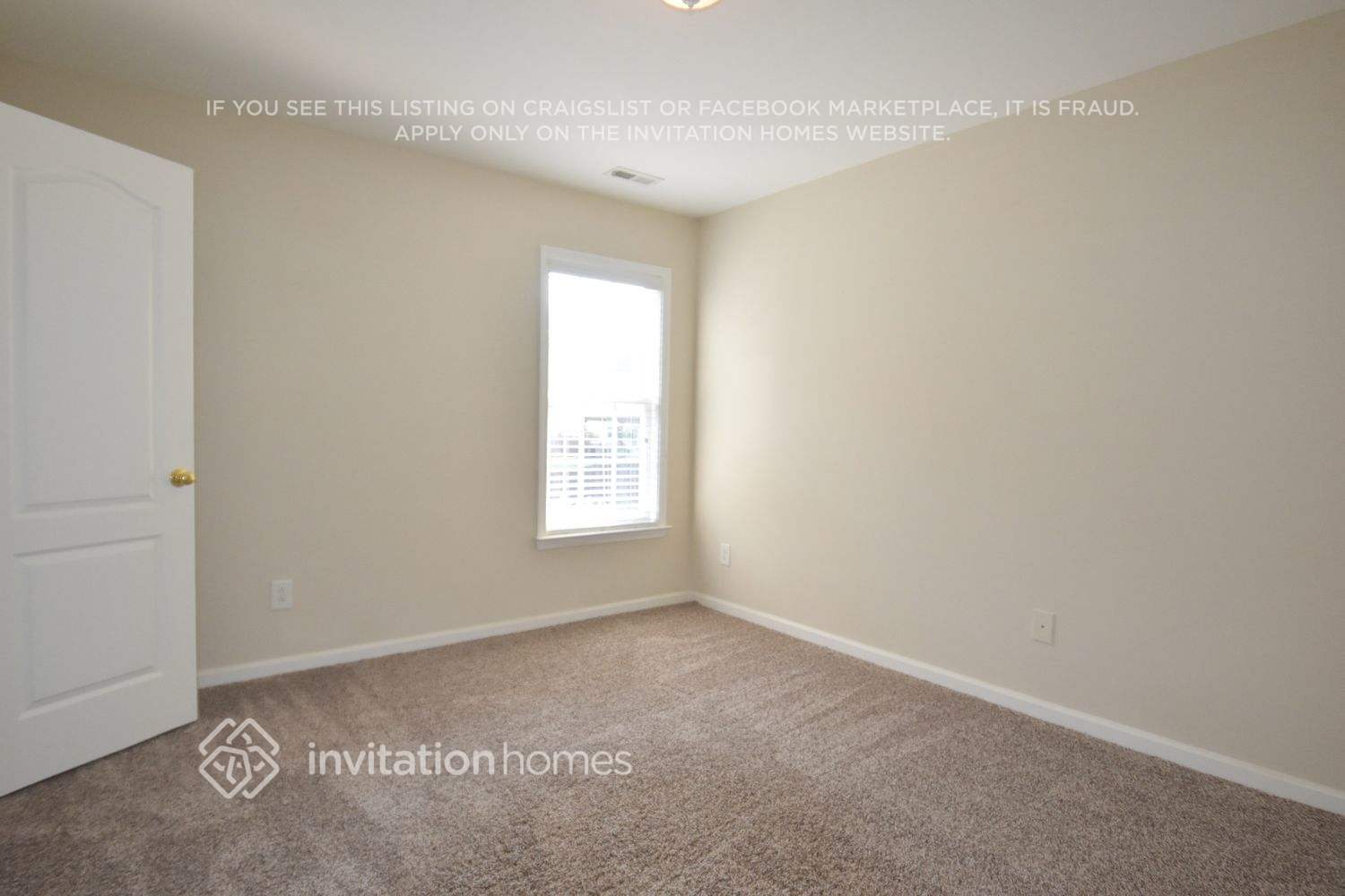 Building Photo - 5304 Granada Hills Dr