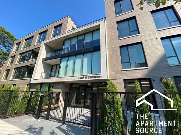 Building Photo - 1118 W Patterson Ave